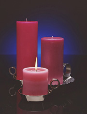 Mole Hollow Pillar Candle Set